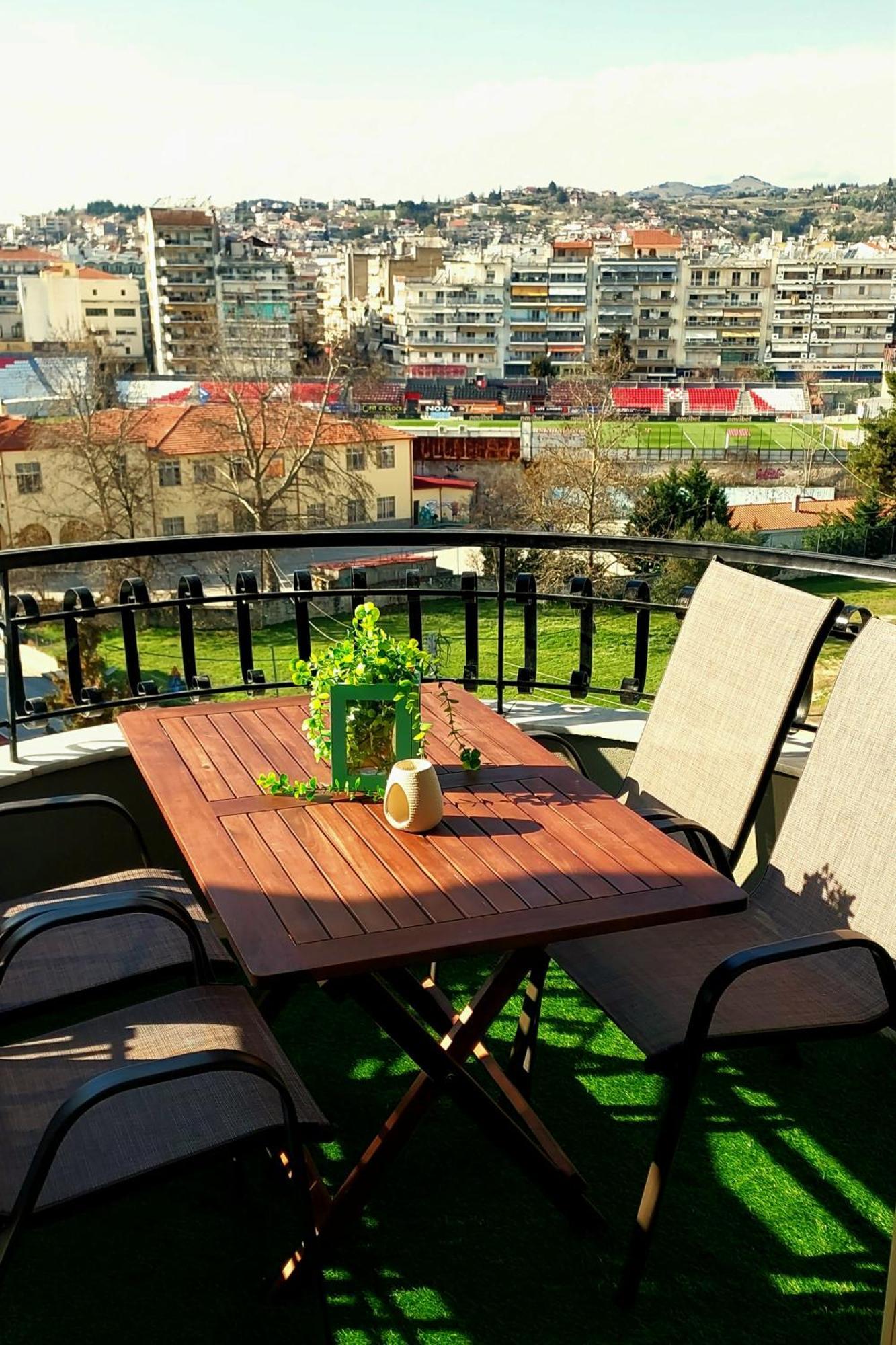 Sky View Suite سيرس المظهر الخارجي الصورة
