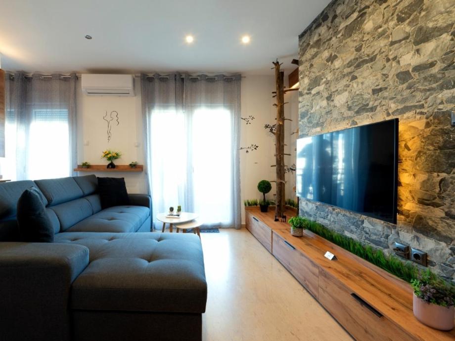 Sky View Suite سيرس المظهر الخارجي الصورة
